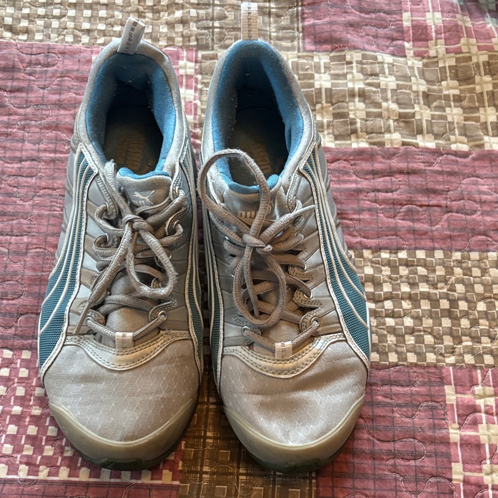 Puma Gray and Blue Women's Athletic Shoes
